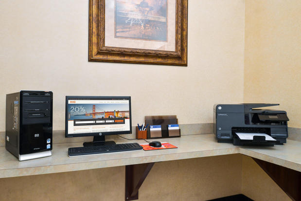Images Holiday Inn Express & Suites Abilene Mall South by IHG
