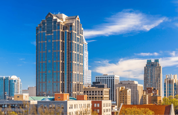 Images Candice Lyons at Comparion Insurance Agency