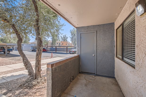 Images Rise Desert West