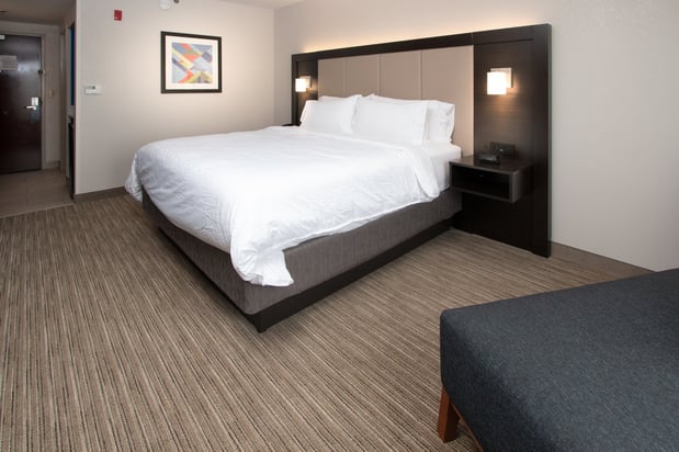 Images Holiday Inn Express & Suites Tupelo by IHG