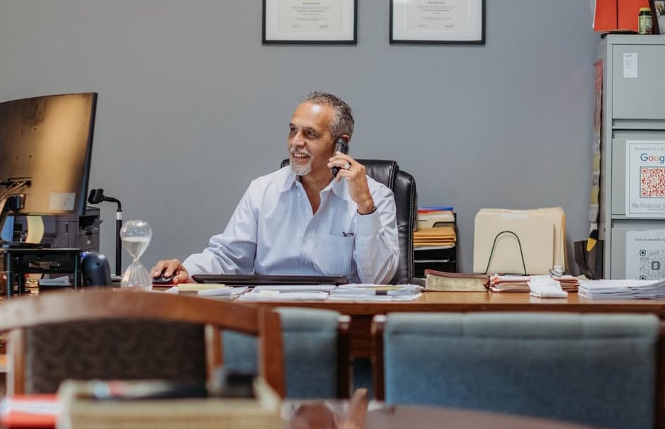 Ally Financial Service Image