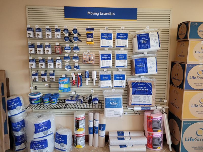 Life Storage - Sarasota