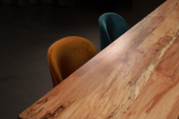 Images SENTIENT Furniture