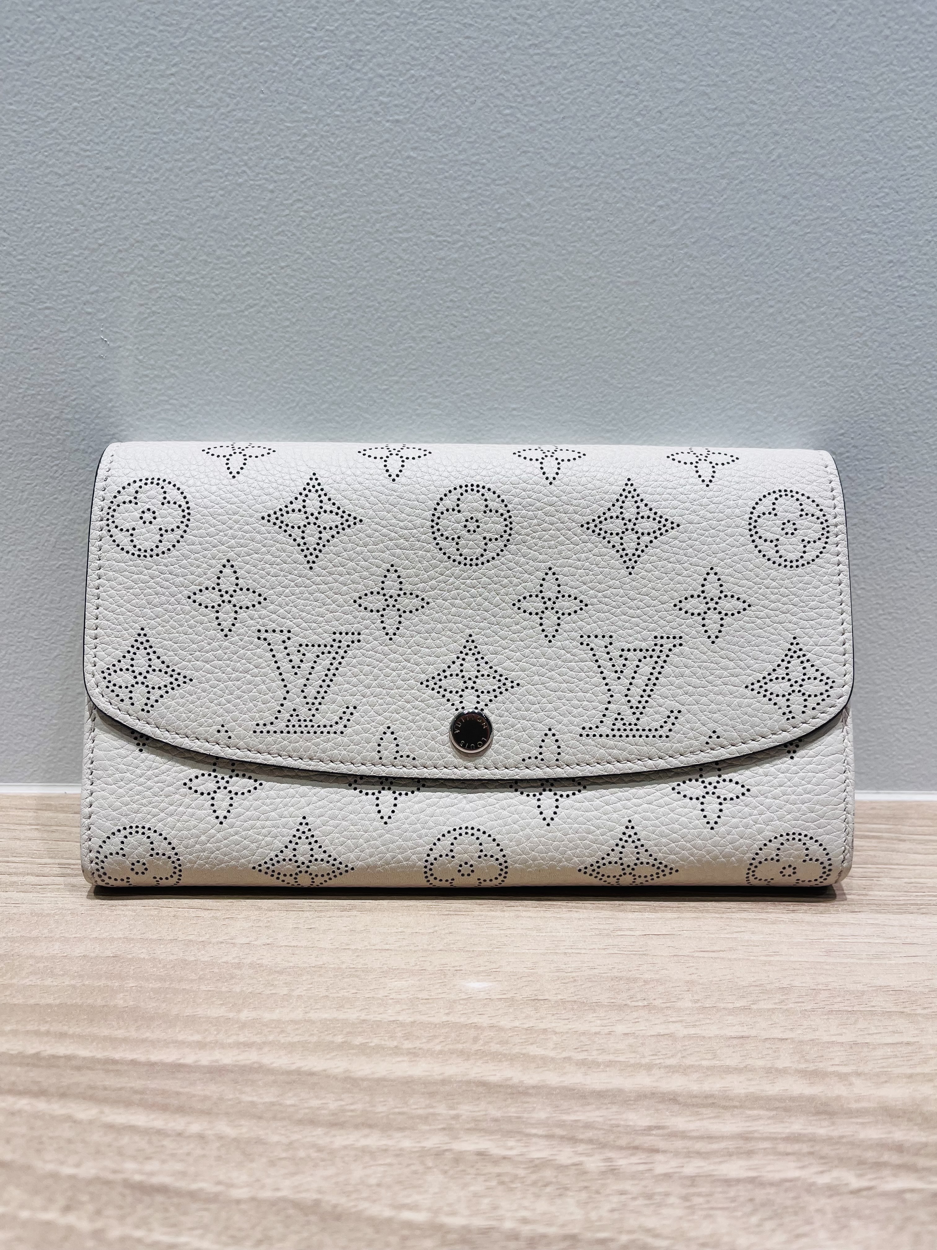 Images KOMEHYO（コメ兵）買取センター南森町