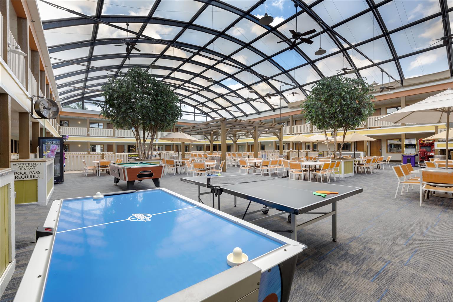BW Dubuque IA Atrium