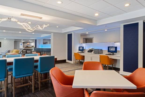 Images Holiday Inn Express & Suites Cincinnati Riverfront by IHG