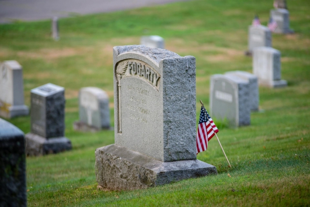 Images Saint James Cemetery