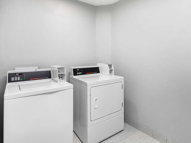 Images Spark by Hilton Augusta