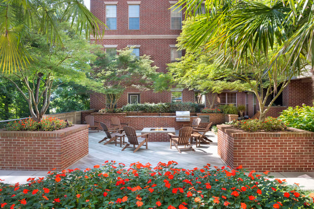 Images Camden Paces Apartments