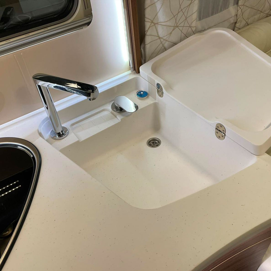 Images Alquiler De Autocaravanas LuxuryVan Cantabria