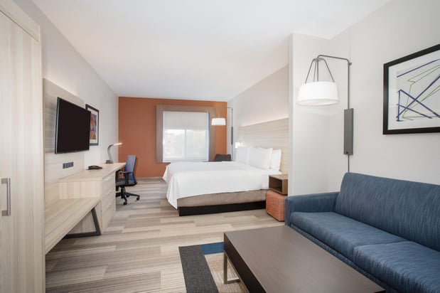 Images Holiday Inn Express & Suites Phoenix - Glendale Sports Dist by IHG