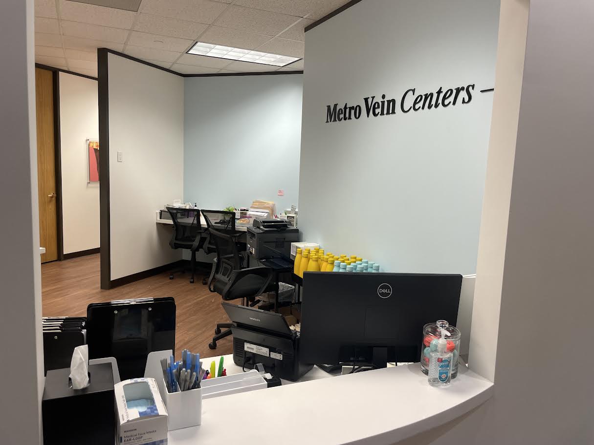 The front desk in our Sugar Land vein clinic in TX.