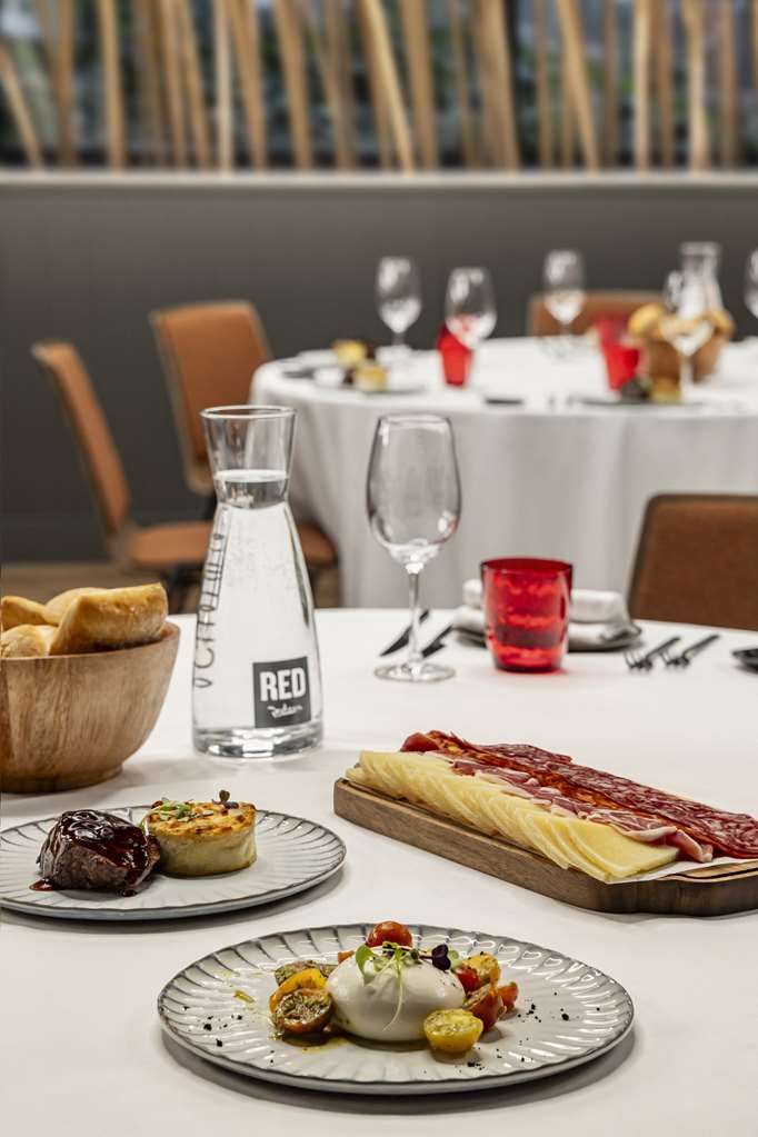 Images Radisson RED Madrid