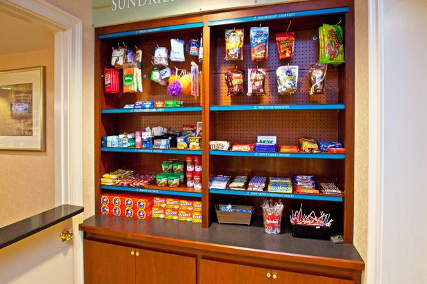 Images Staybridge Suites Louisville-East by IHG