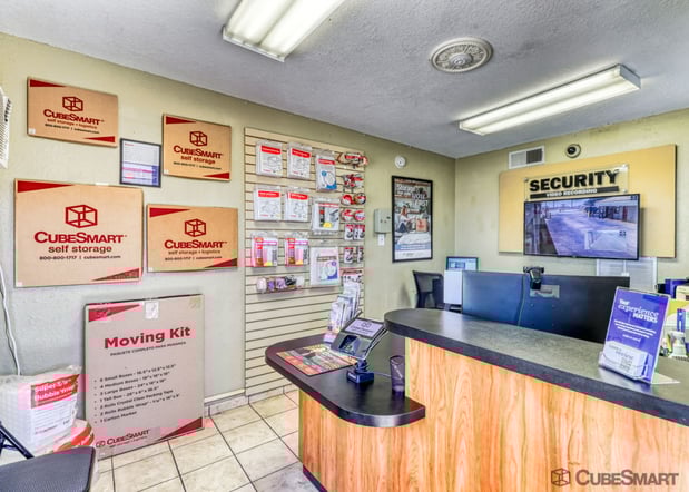 Images CubeSmart Self Storage