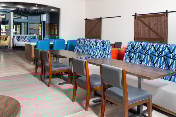 Images Holiday Inn Express & Suites Pittsburgh-South Side by IHG