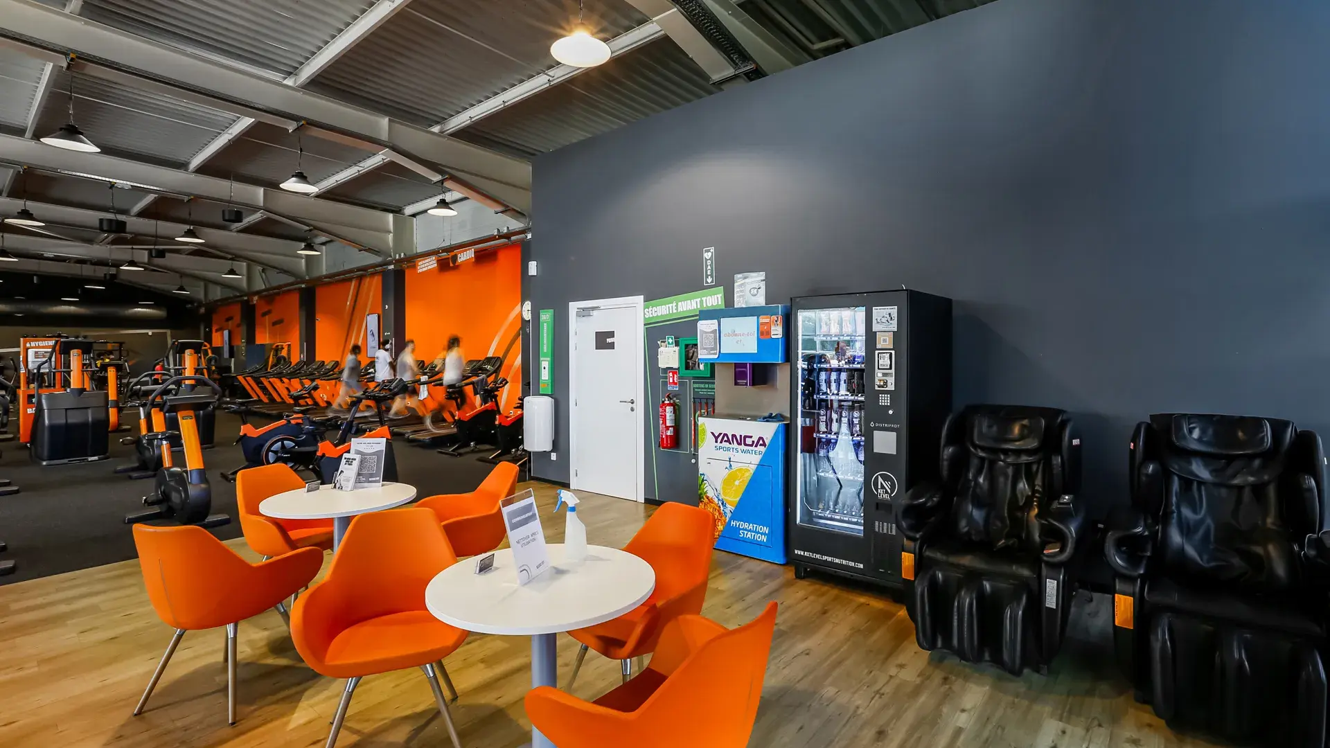 Images Basic-Fit 24/7