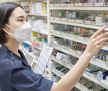 Images セブン薬局 本店