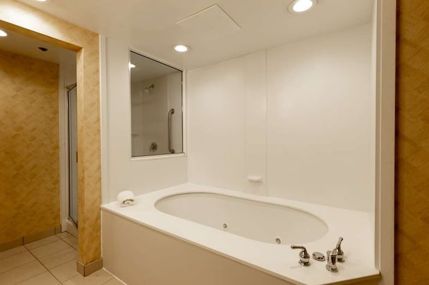 Images Hampton Inn & Suites Jacksonville Deerwood Park
