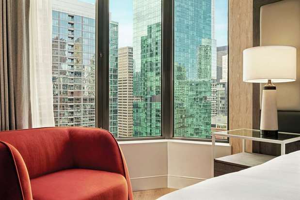 Images Hilton Grand Vacations Club Chicago Magnificent Mile