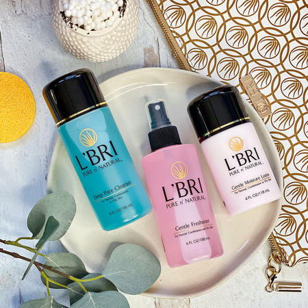If you have combination skin, this one's for you. Our Combination Trio includes: Deep Pore Cleanser, Gentle Freshener, Gentle Moisture Lotion - every step you need for perfectly balanced, GLOWING skin.