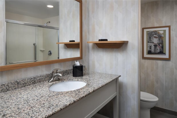 Images Hampton Inn Neptune/Wall