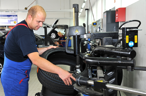 Bilder AUTOPLUS AG Werkstatt & Gebrauchtwagen