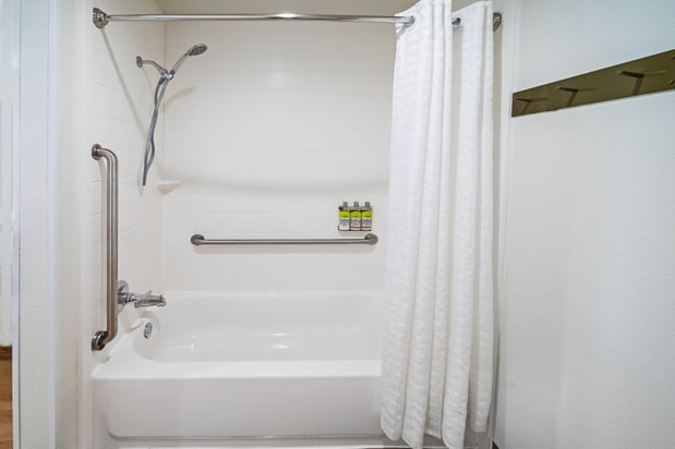 Images Candlewood Suites Muskogee by IHG