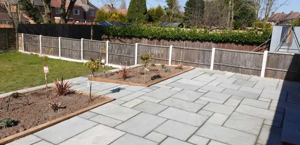 Images Kingston Views Landscaping