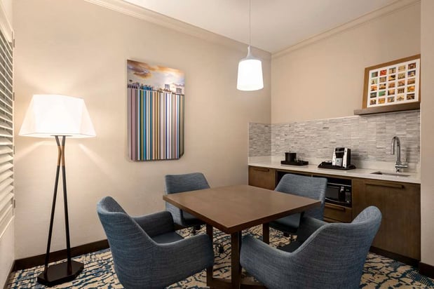 Images Embassy Suites by Hilton Tampa Downtown Convention Center