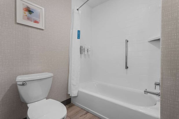 Images Hampton Inn & Suites Lincoln Northeast I-80