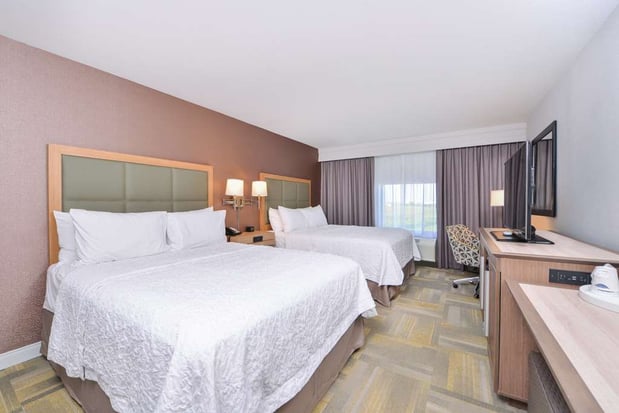 Images Hampton Inn & Suites Altoona-Des Moines