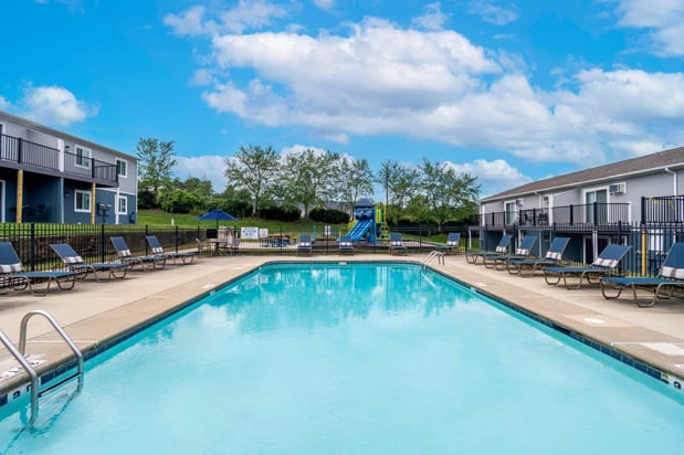 Images Wexford Apartment Homes