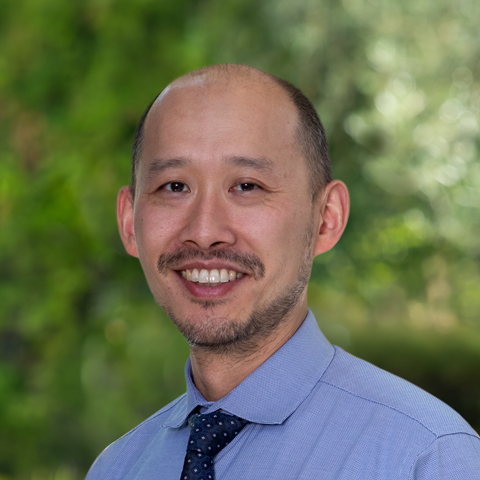 Dr Michael Y. Zhang