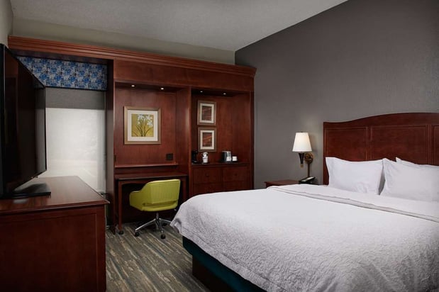 Images Hampton Inn Atlanta NW Cumberland