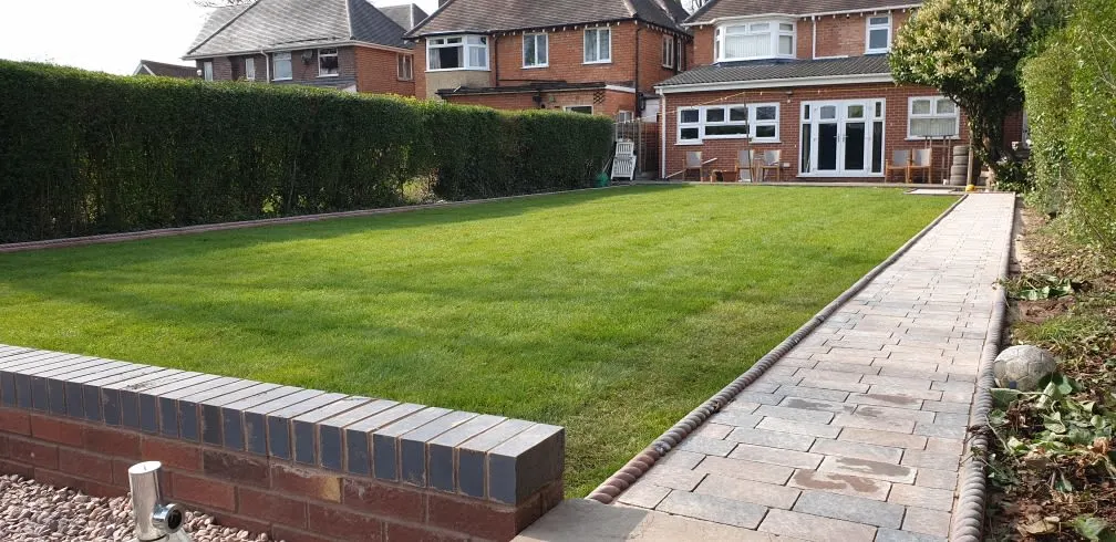 Images Kingston Views Landscaping