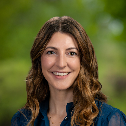Dr Lauren J. Leslie