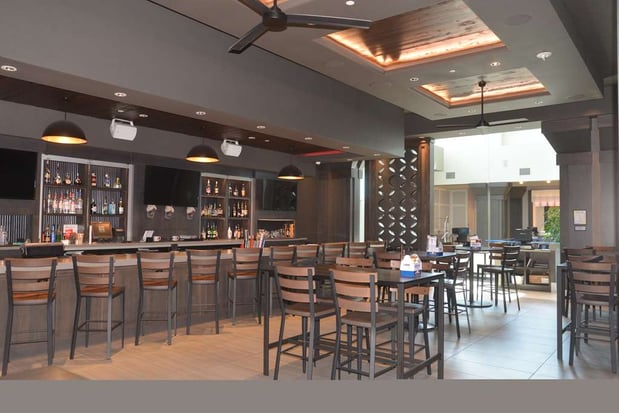 Images Embassy Suites by Hilton Kansas City Olathe
