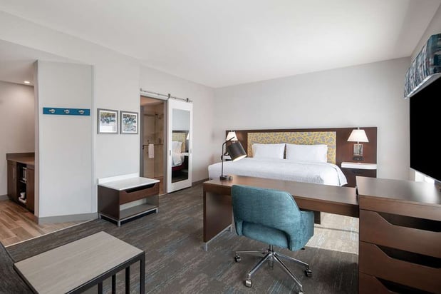 Images Hampton Inn & Suites Farmers Branch Dallas