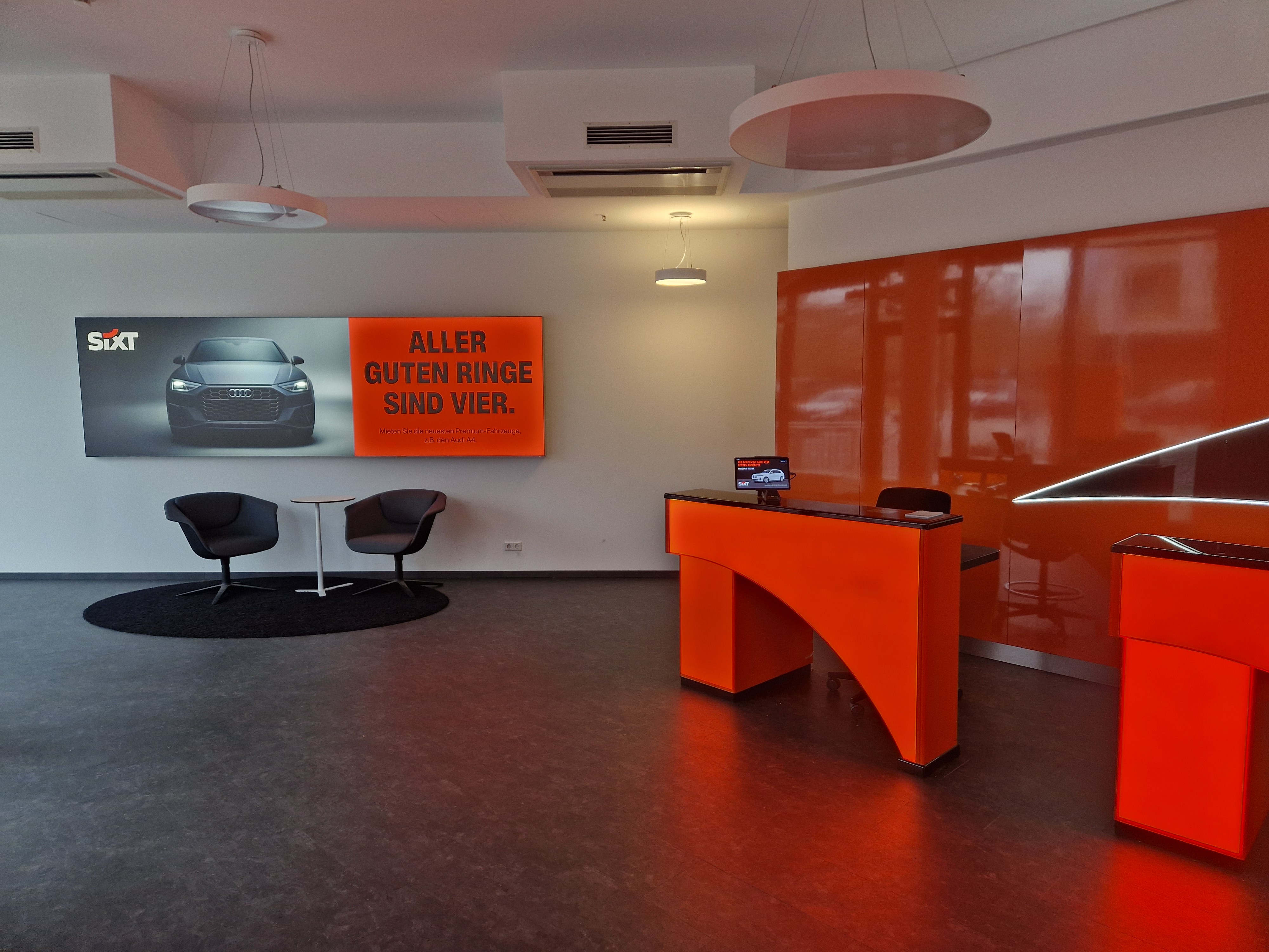 SIXT Autovermietung München Schwabing, Anni-Albers-Strasse 11 in München