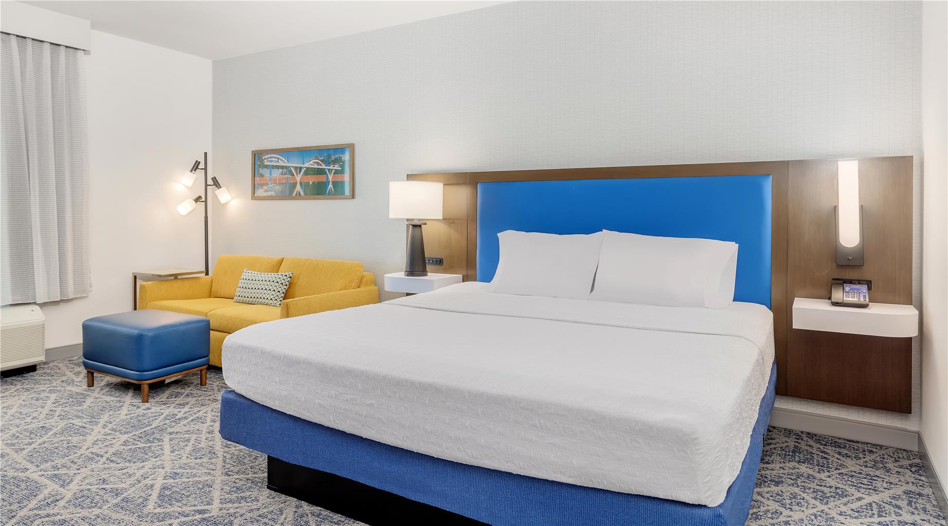 Guest room 