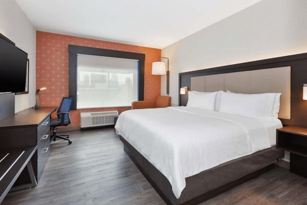 Images Holiday Inn Express & Suites Jersey City - Holland Tunnel by IHG