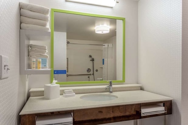 Images Hampton Inn & Suites by Hilton Burlington