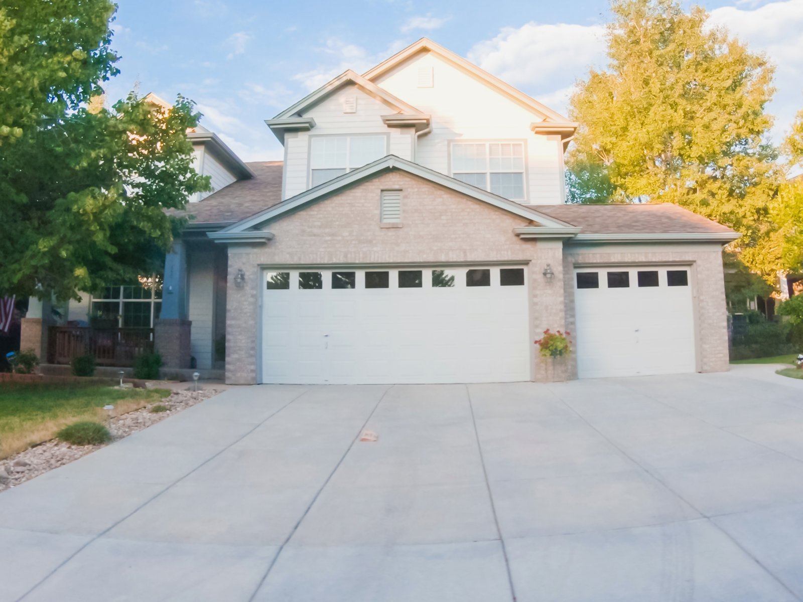ALL GARAGE DOORS INC