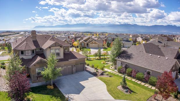 Images Flying Horse Realty