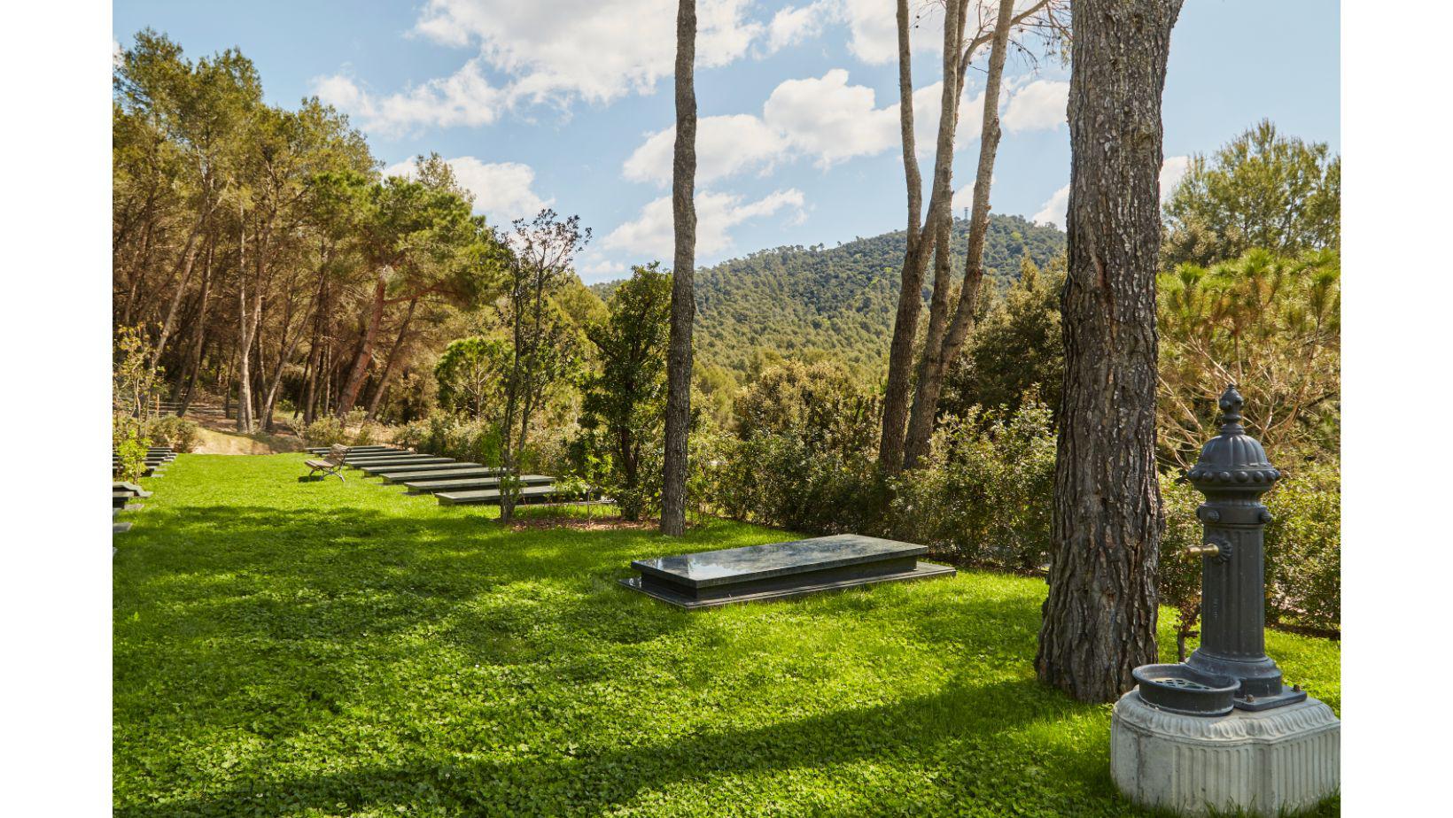 Cementiri Comarcal Roques Blanques 45