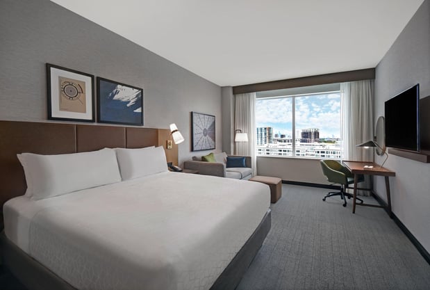 Images Staybridge Suites Houston - Galleria Area by IHG