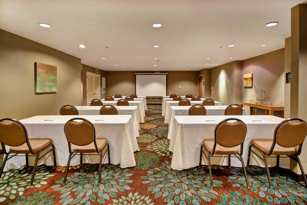 Images Staybridge Suites Madison-East by IHG
