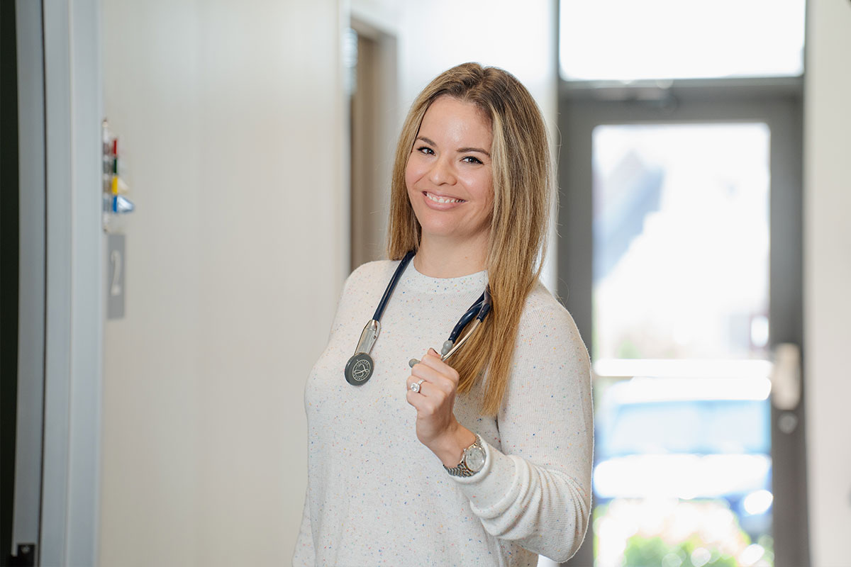Dr. Suzana Jensen 
