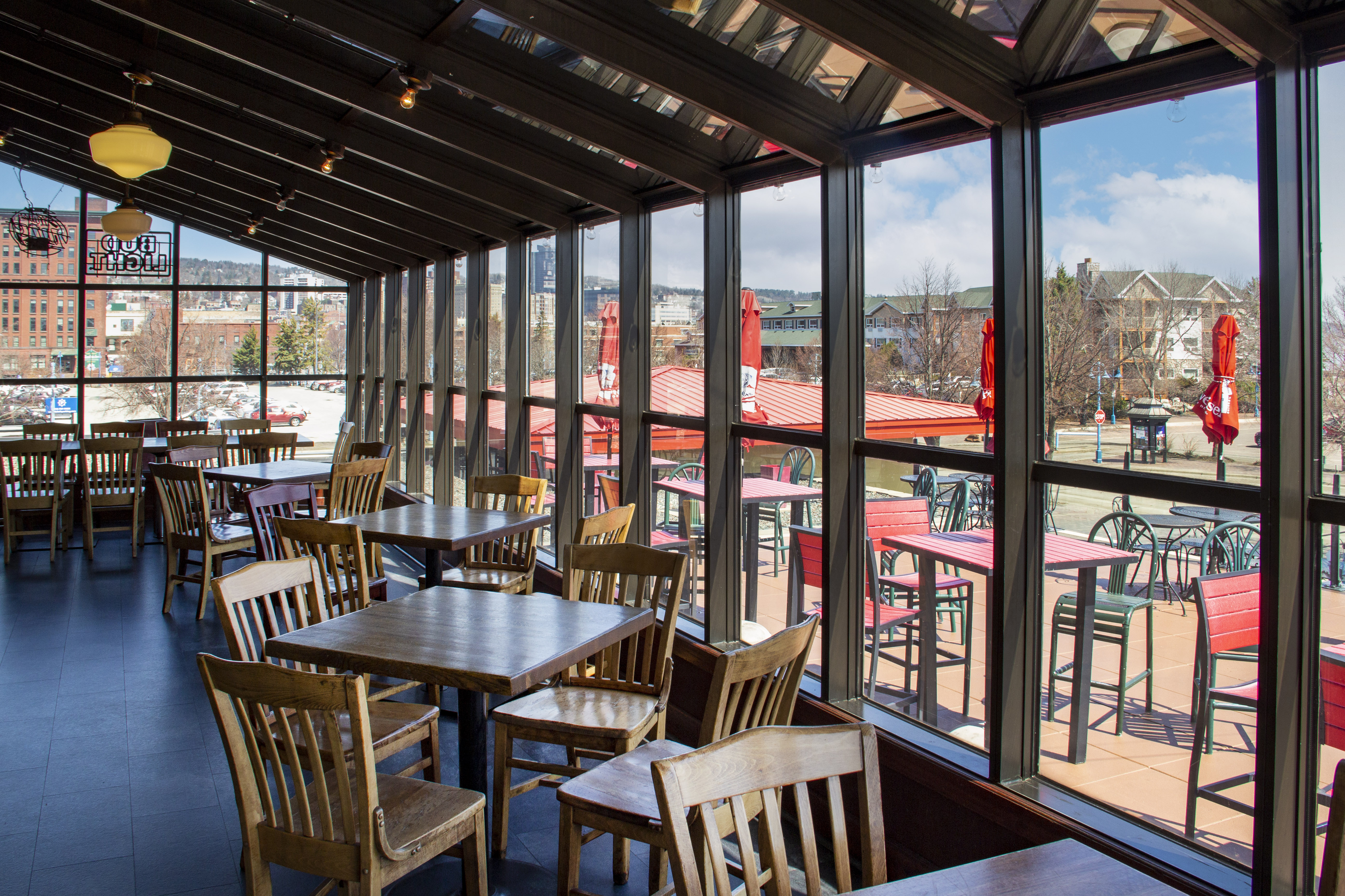 Grandma’s Saloon & Grill – Canal Park